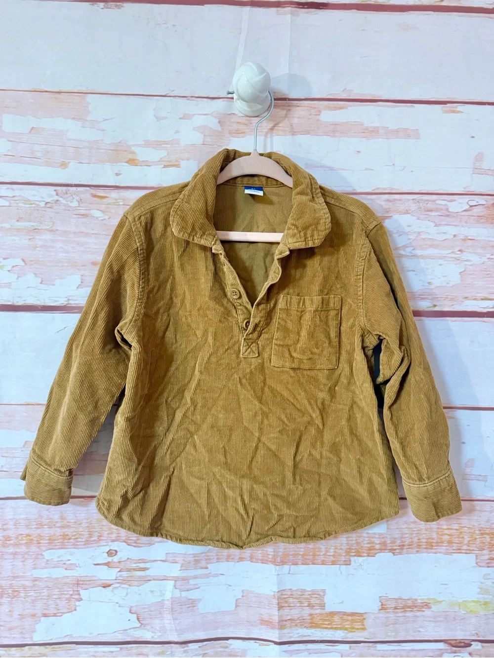 Old Navy Long-Sleeve Corduroy Shirt